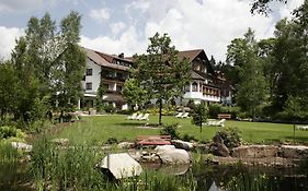 Hotel Waldblick  4*